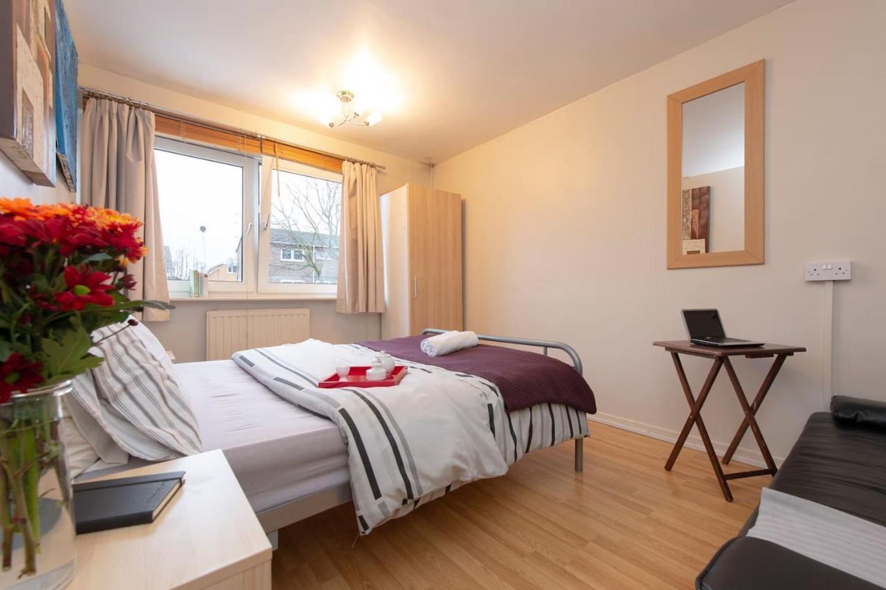 Oasis 77 Appartement Londen Buitenkant foto