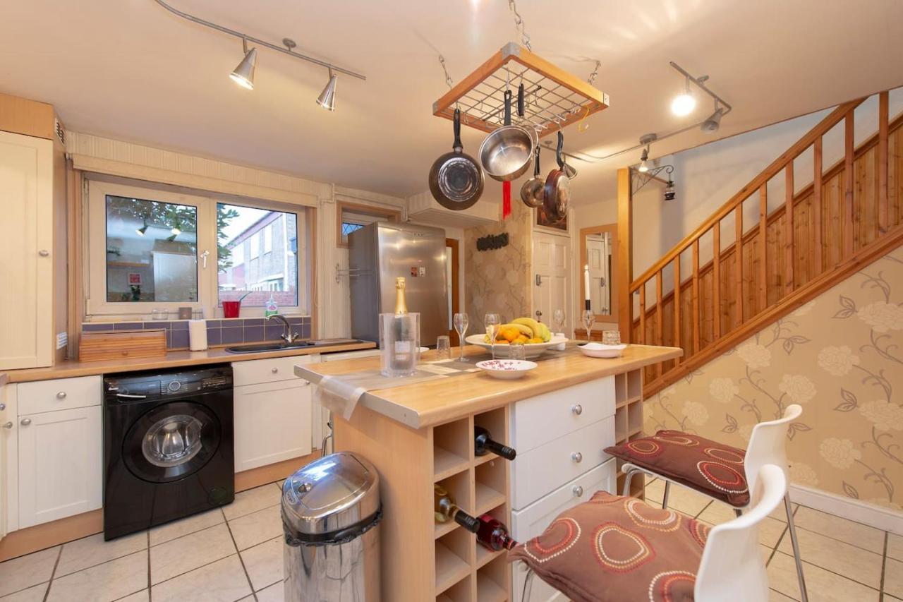 Oasis 77 Appartement Londen Buitenkant foto