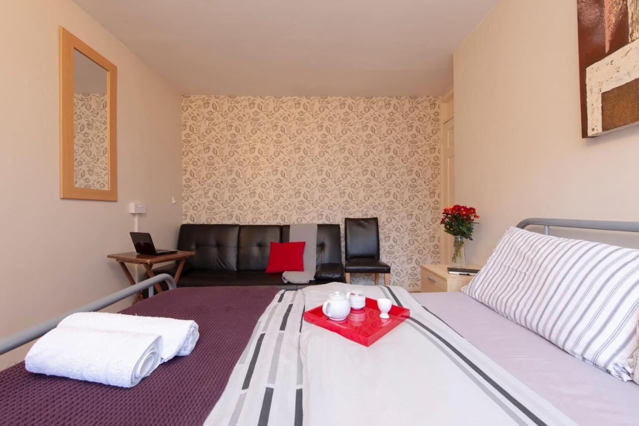 Oasis 77 Appartement Londen Buitenkant foto