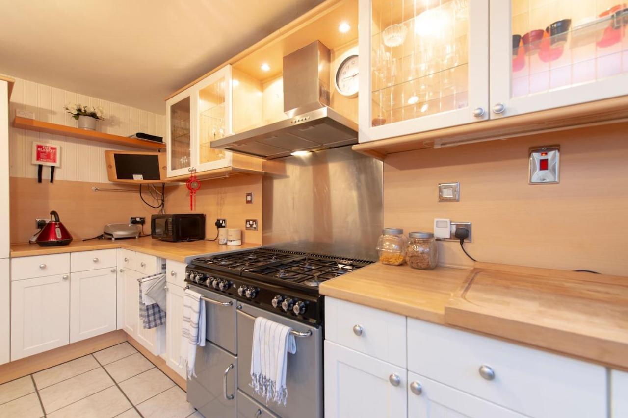 Oasis 77 Appartement Londen Buitenkant foto