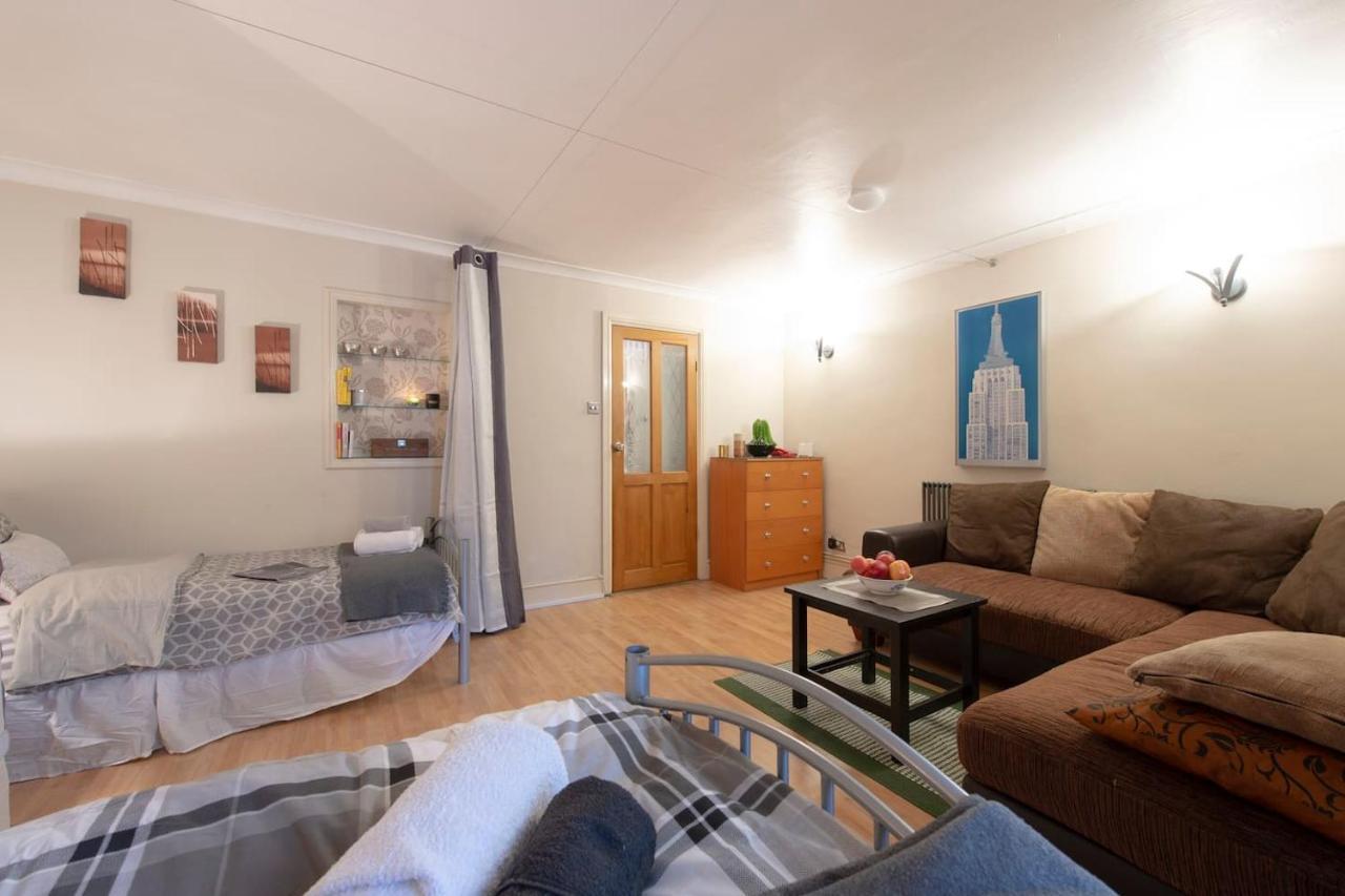 Oasis 77 Appartement Londen Buitenkant foto
